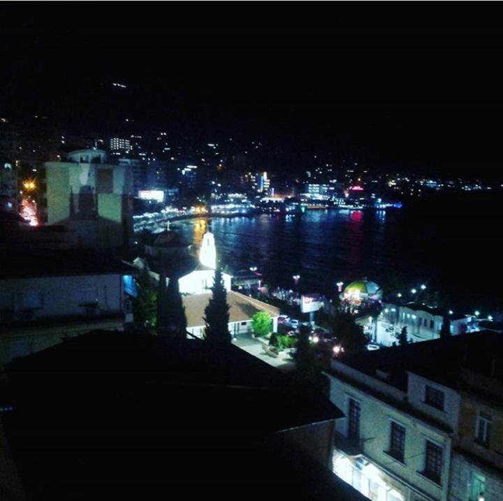 Seaview Apartment Detjoni Sarandë Esterno foto