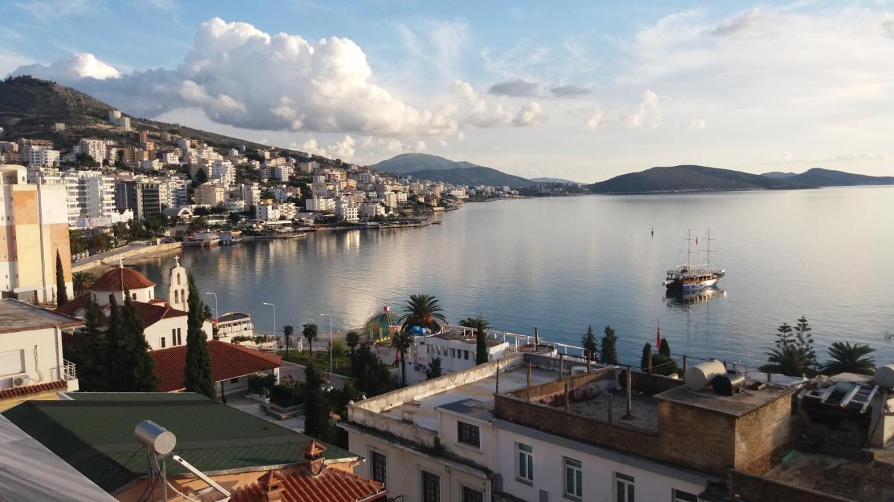 Seaview Apartment Detjoni Sarandë Esterno foto